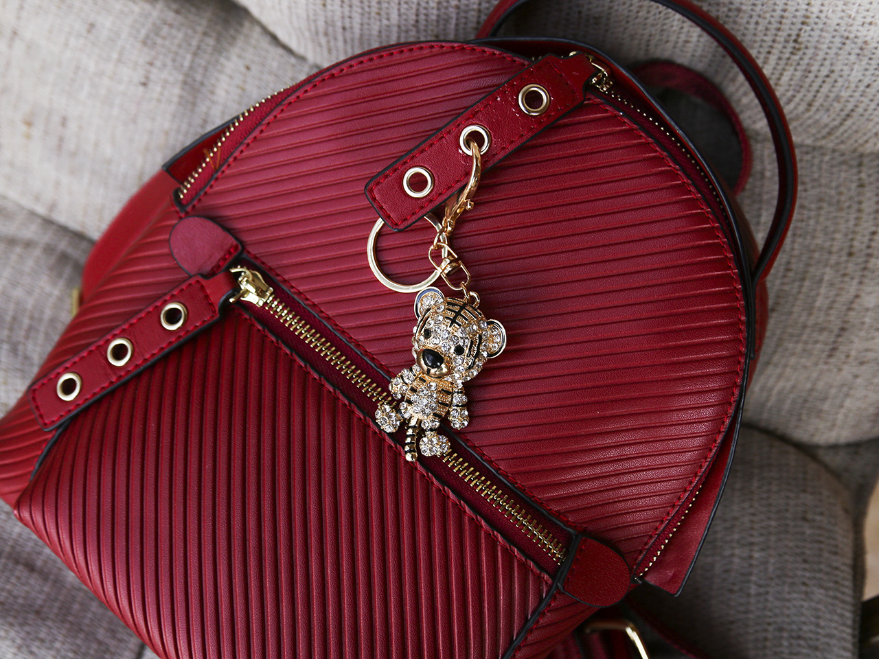 b4da5fa7739a5b3d16b2227c36b7f087