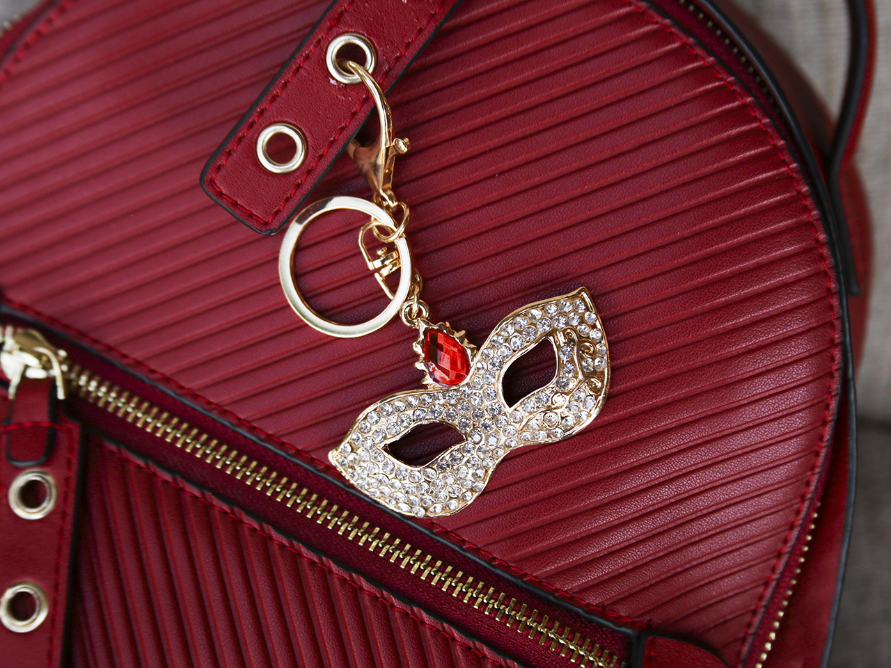 aa321b9b99c18a0b6e9dd73eaa3cd134